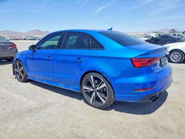 WUABWHFF2J1904190 2018 AUDI RS3 - Image 2