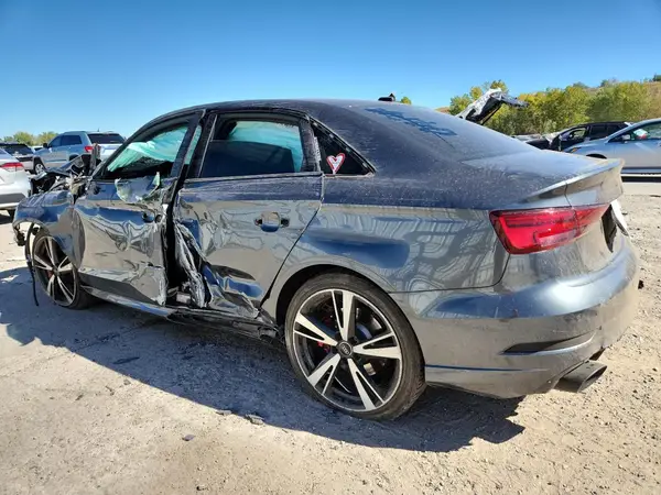WUABWHFF4KA900286 2019 AUDI RS3 - Image 2