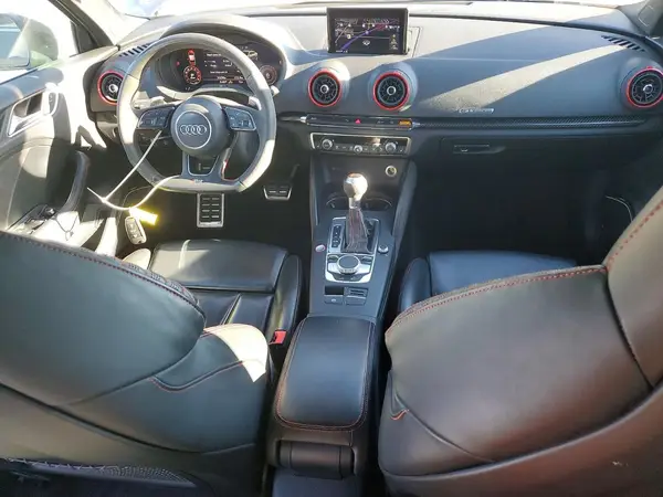 WUABWHFF6KA903299 2019 AUDI RS3 - Image 8