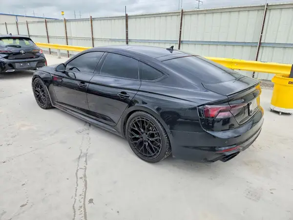WUACWCF59KA901531 2019 AUDI RS5 - Image 2