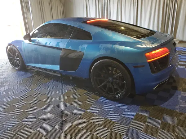 WUAEAAFXXH7901217 2017 AUDI R8 - Image 2