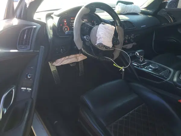 WUAEEAFX7L7901916 2020 AUDI R8 - Image 8