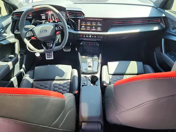 WUAGWDGY8SA911337 2025 AUDI RS3 - Image 8
