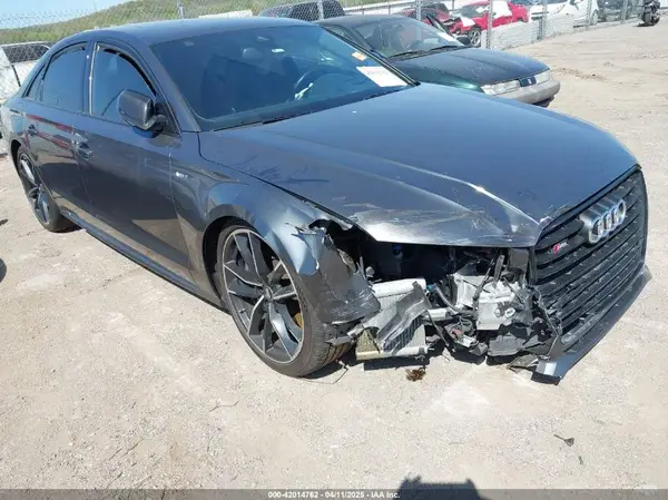 WUAJ5AFD2GN900596 2016 AUDI S8 - Image 1