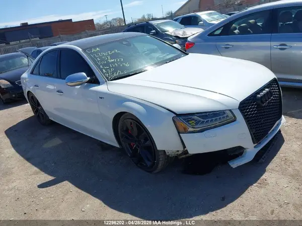 WUAJ5AFD3GN900137 2016 AUDI S8 - Image 1