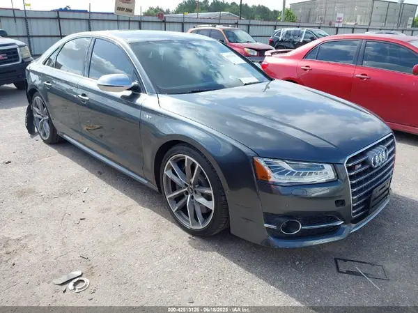 WUAJ5AFD4GN900129 2016 AUDI S8 - Image 1