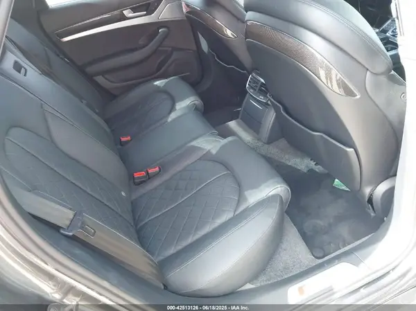 WUAJ5AFD4GN900129 2016 AUDI S8 - Image 8