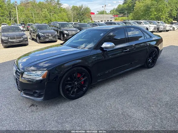 WUAJ5AFD5HN901064 2017 AUDI S8 - Image 2