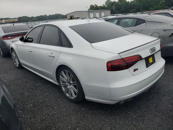 WUAJ5AFD7HN900563 2017 AUDI S8 - Image 2