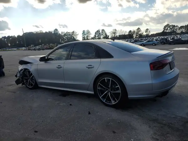 WUAJ5AFD7HN900773 2017 AUDI S8 - Image 2
