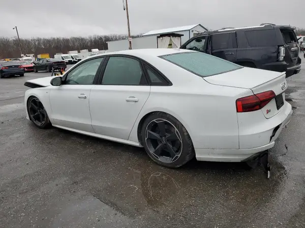 WUAJ5AFD8GN900070 2016 AUDI S8 - Image 2