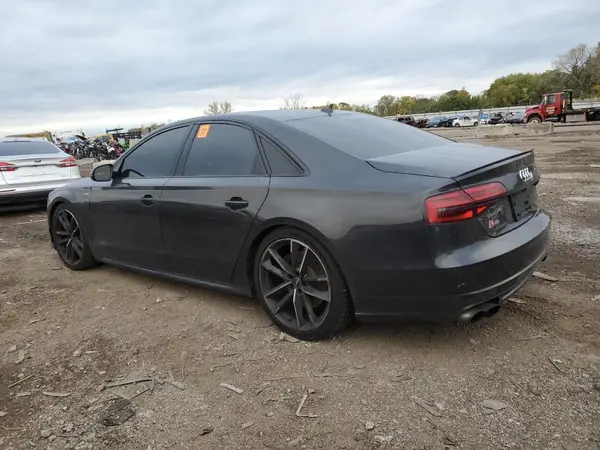 WUAJ5AFD8HN900765 2017 AUDI S8 - Image 2