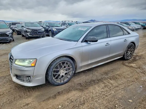 WUAJ5AFD9GN900367 2016 AUDI S8