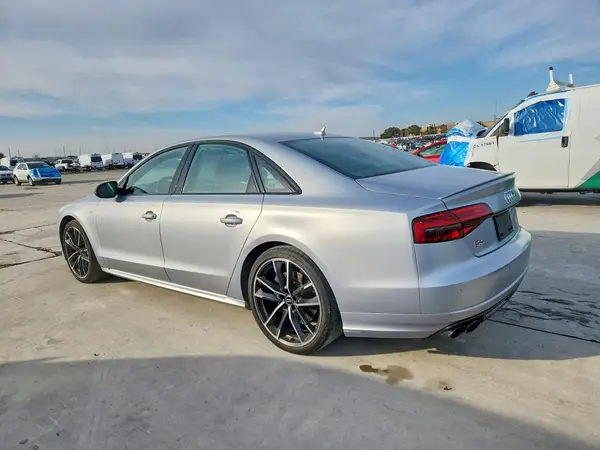WUAJ5AFDXHN900783 2017 AUDI S8 - Image 2