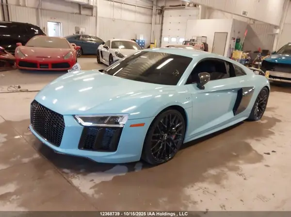 WUAKBAFX0H7902263 2017 AUDI R8 - Image 2