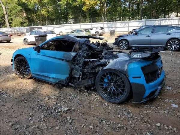 WUAKBAFX0J7900387 2018 AUDI R8 - Image 2
