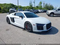 WUAKBAFX4H7902573 2017 AUDI R8