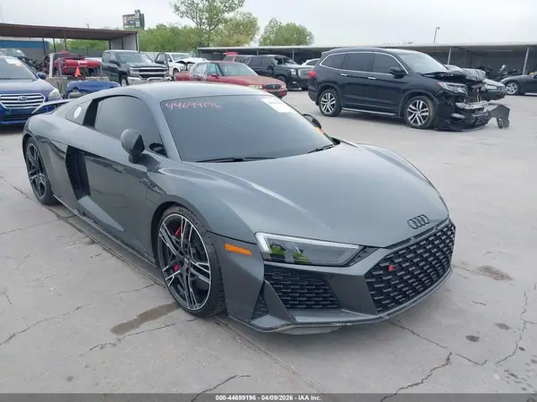 WUAKBAFX5L7900209 2020 AUDI R8