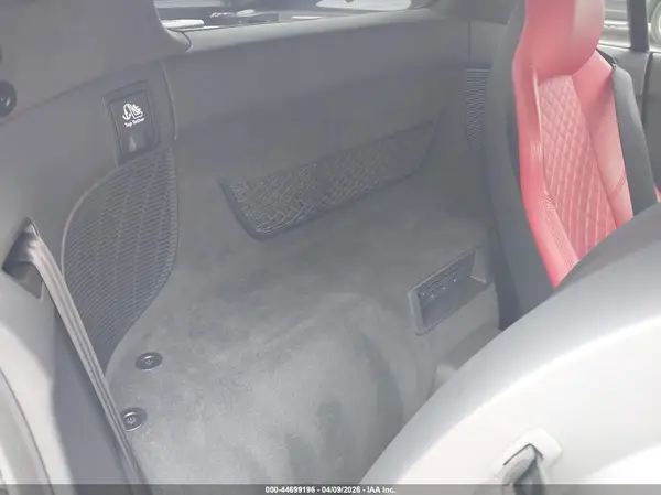 WUAKBAFX5L7900209 2020 AUDI R8 - Image 8