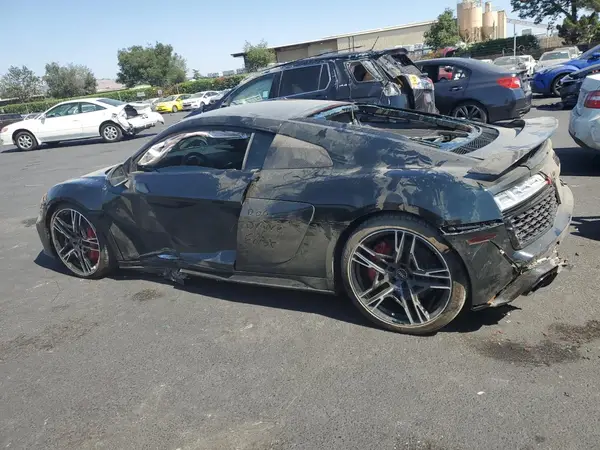 WUAKBAFX5M7901345 2021 AUDI R8 - Image 2