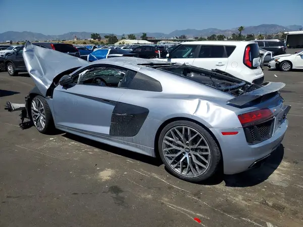 WUAKBAFX8H7903290 2017 AUDI R8 - Image 2
