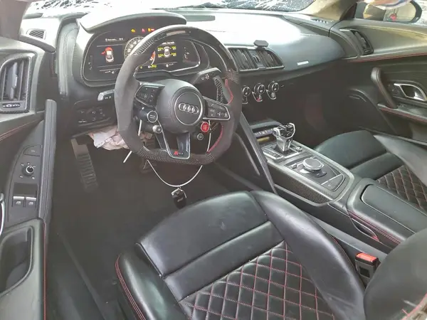 WUAKBAFX8H7905122 2017 AUDI R8 - Image 8