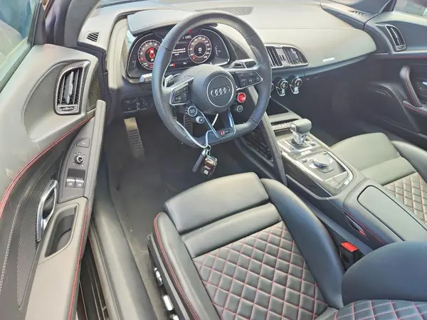 WUAKBAFX8J7901285 2018 AUDI R8 - Image 8