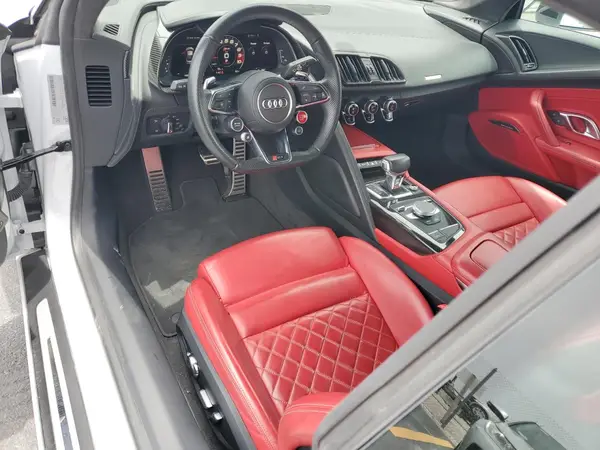 WUAKBAFX9L7900195 2020 AUDI R8 - Image 8
