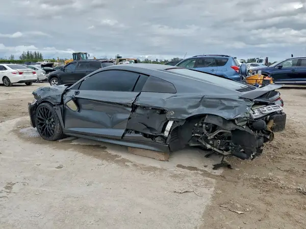 WUAKBAFXXH7901055 2017 AUDI R8 - Image 2