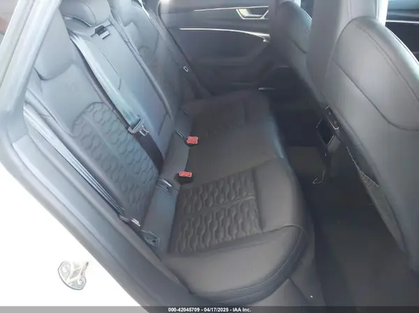 WUAPCBF21PN906989 2023 AUDI RS7 - Image 8