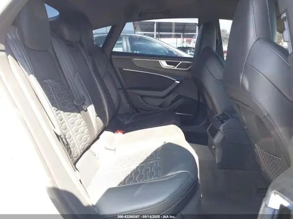 WUAPCBF24MN900891 2021 AUDI RS7 - Image 8