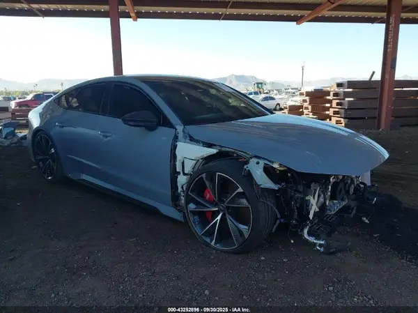 WUAPCBF25PN907675 2023 AUDI RS7
