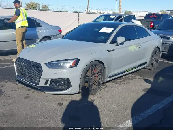 WUAPWAF50JA903964 2018 AUDI RS5 - Image 2
