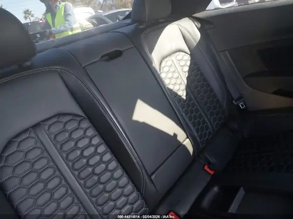 WUAPWAF50JA903964 2018 AUDI RS5 - Image 8
