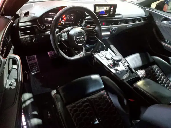 WUAPWAF56JA904777 2018 AUDI RS5 - Image 8