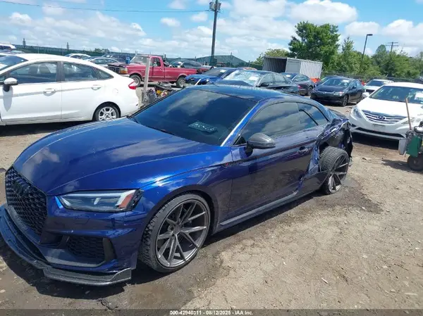 WUAPWAF57KA906703 2019 AUDI RS5 - Image 2