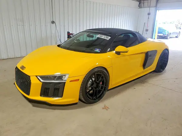 WUAVACFX7H7903437 2017 AUDI R8