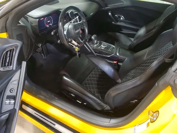 WUAVACFX7H7903437 2017 AUDI R8 - Image 8