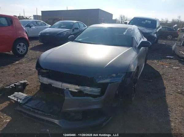 WUAW2AFC2GN901625 2016 AUDI RS7 - Image 2