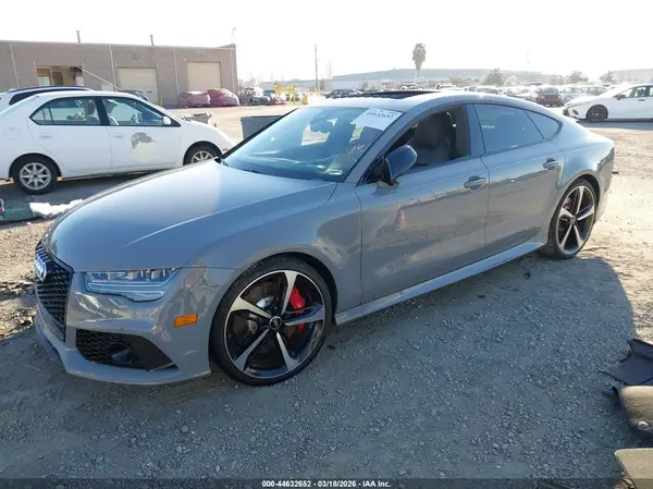WUAW2AFC7GN900227 2016 AUDI RS7 - Image 2