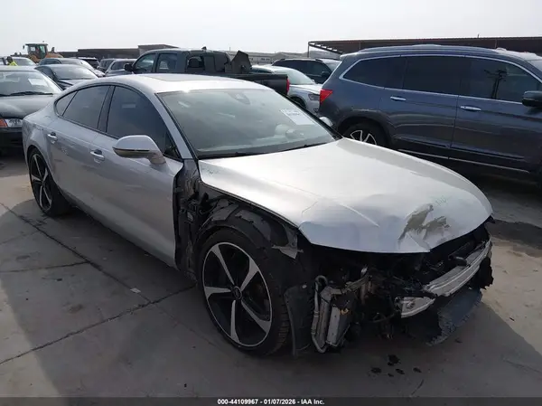 WUAW2AFC9GN903338 2016 AUDI RS7