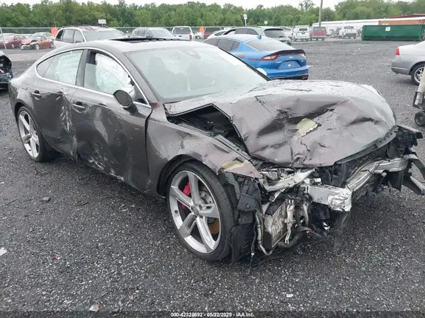 WUAW2BFC1GN900648 2016 AUDI RS7 - Image 1