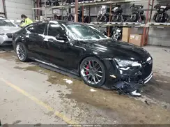 WUAWAAFC5HN902174 2017 AUDI RS7