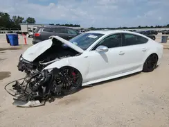 WUAWAAFC9HN902386 2017 AUDI RS7