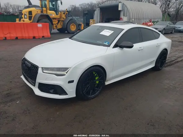 WUAWRAFC2HN905400 2017 AUDI RS7 - Image 2