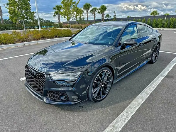 WUAWRBFC3HN901930 2017 AUDI RS7 - Image 2