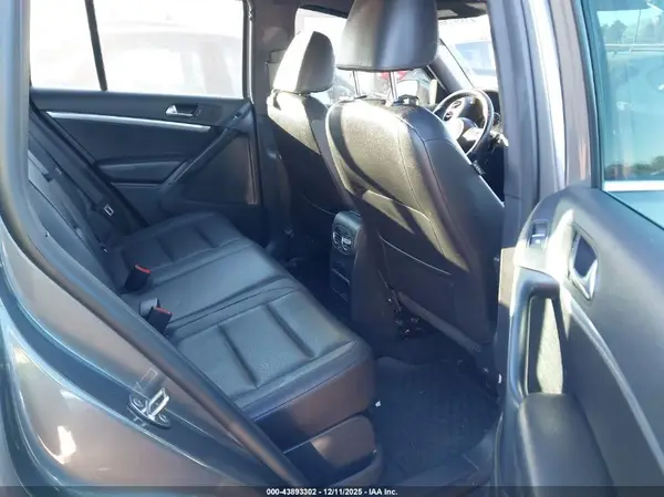 WVGAV7AX0GW043492 2016 VOLKSWAGEN TIGUAN - Image 8