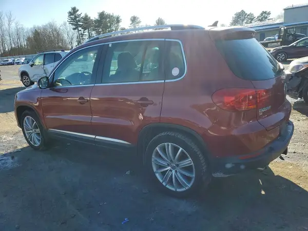 WVGAV7AX0GW061393 2016 VOLKSWAGEN TIGUAN - Image 2