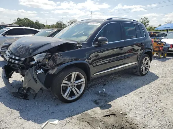 WVGAV7AX0GW071583 2016 VOLKSWAGEN TIGUAN - Image 1