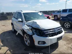 WVGAV7AX0GW086598 2016 VOLKSWAGEN TIGUAN